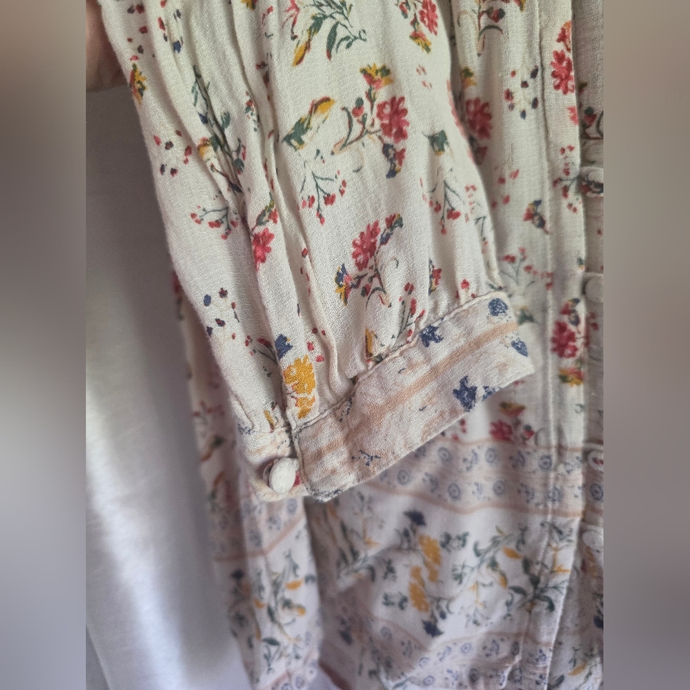 Lucky Brand Cream Floral Button-Front Peasant Blouse - Picture 2 of 4
